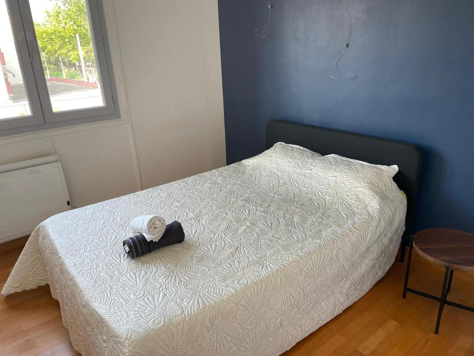 Beaux Arts - 2 Chambres, Parking, Balcon, Climatisation Et Piscine Apartment *